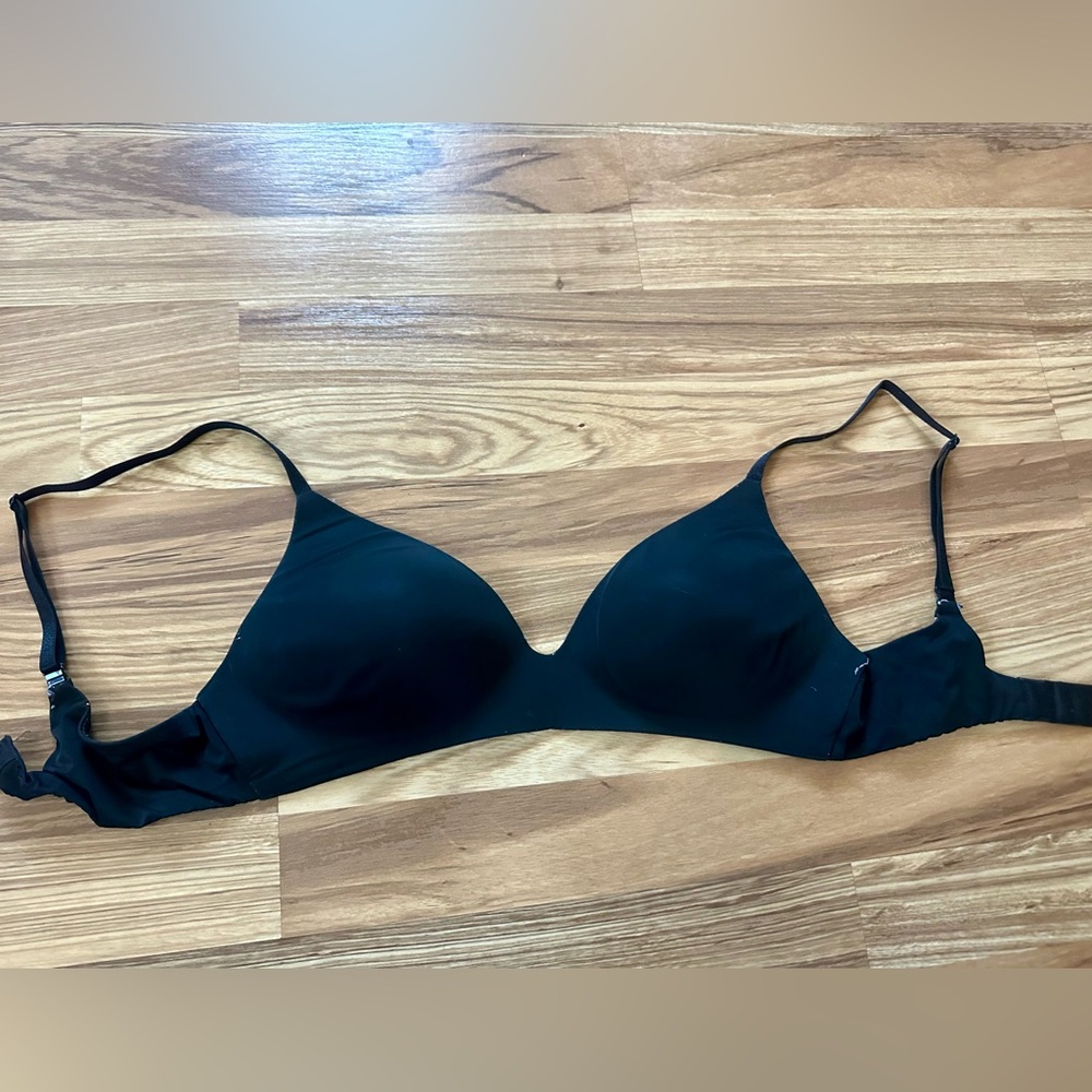 Victoria's Secret Black 2 Way Push-Up Bra 34C